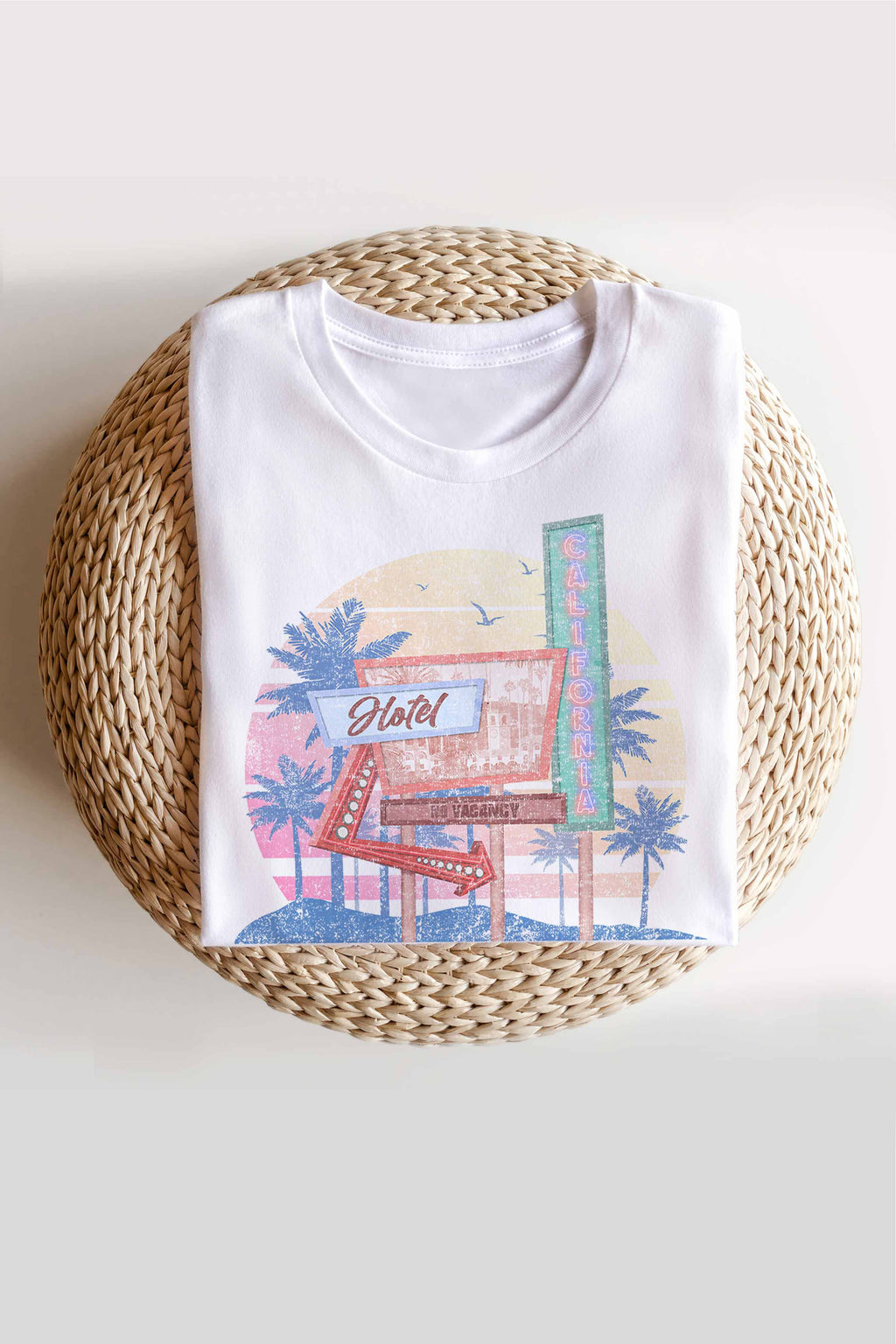 RETRO HOTEL CALIFORNIA TEE