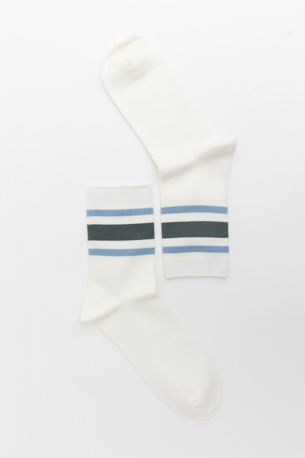 RETRO STRIPE STYLE CREW SOCKS