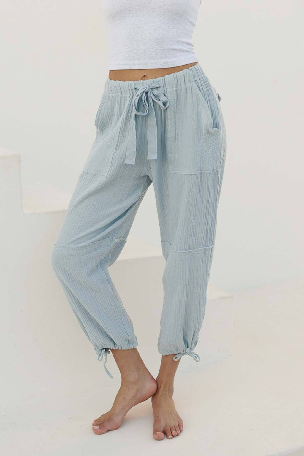 CRINKLE GAUZE DRAWSTRING JOGGER