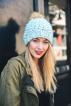 CHUNKY POM BEANIE