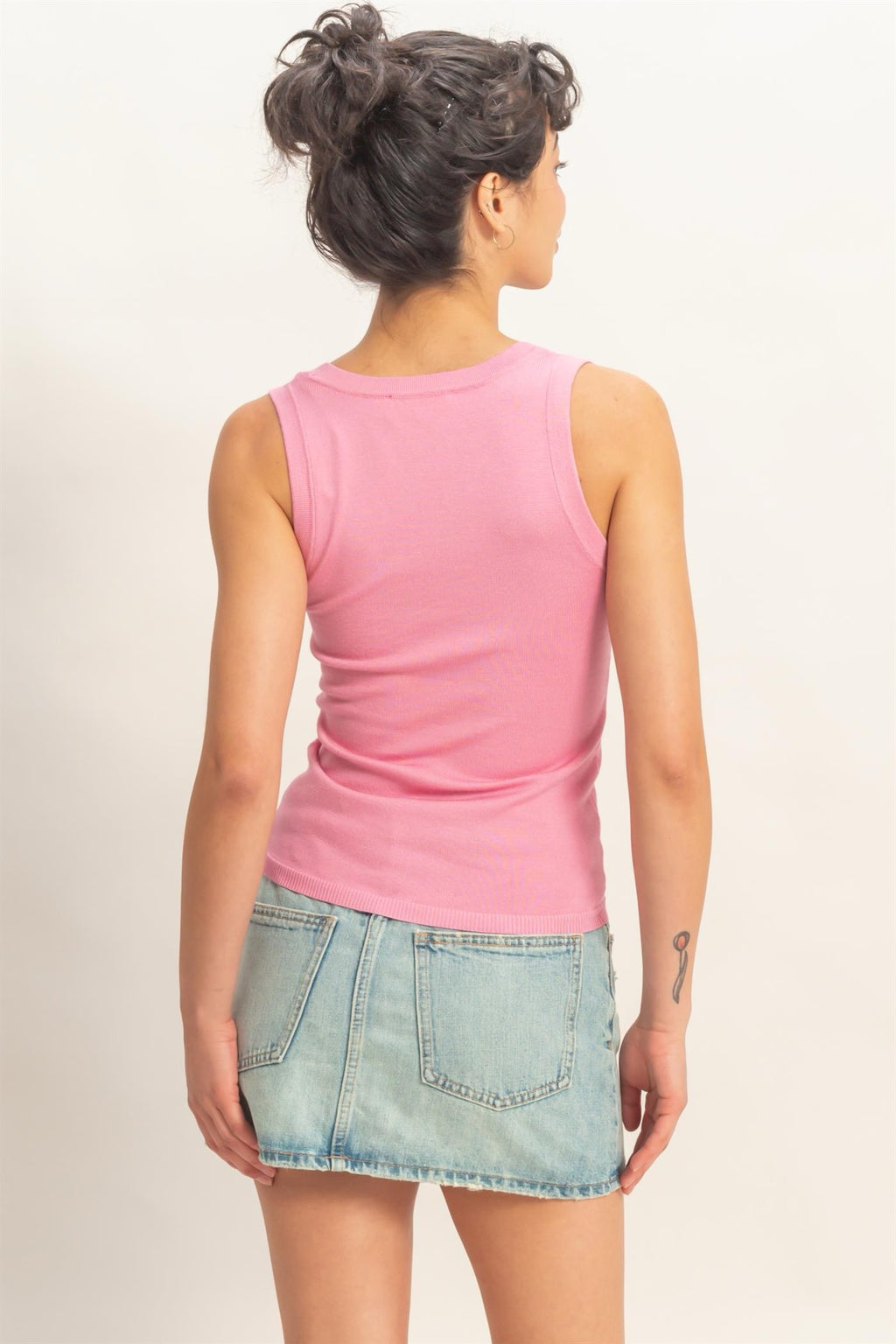 SCOOP NECK T-TOP