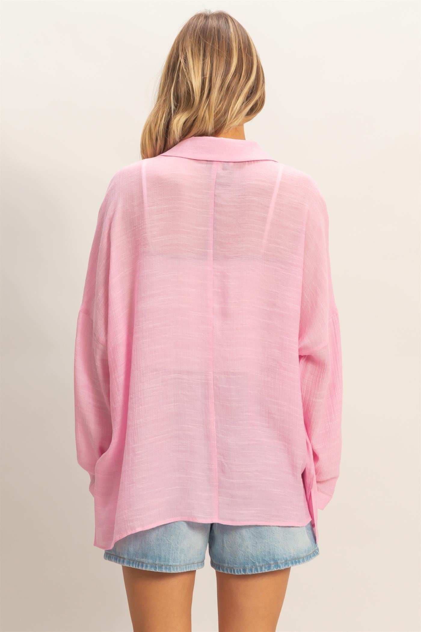 LIGHTWEIGHT BUTTON DOWN BLOUSE