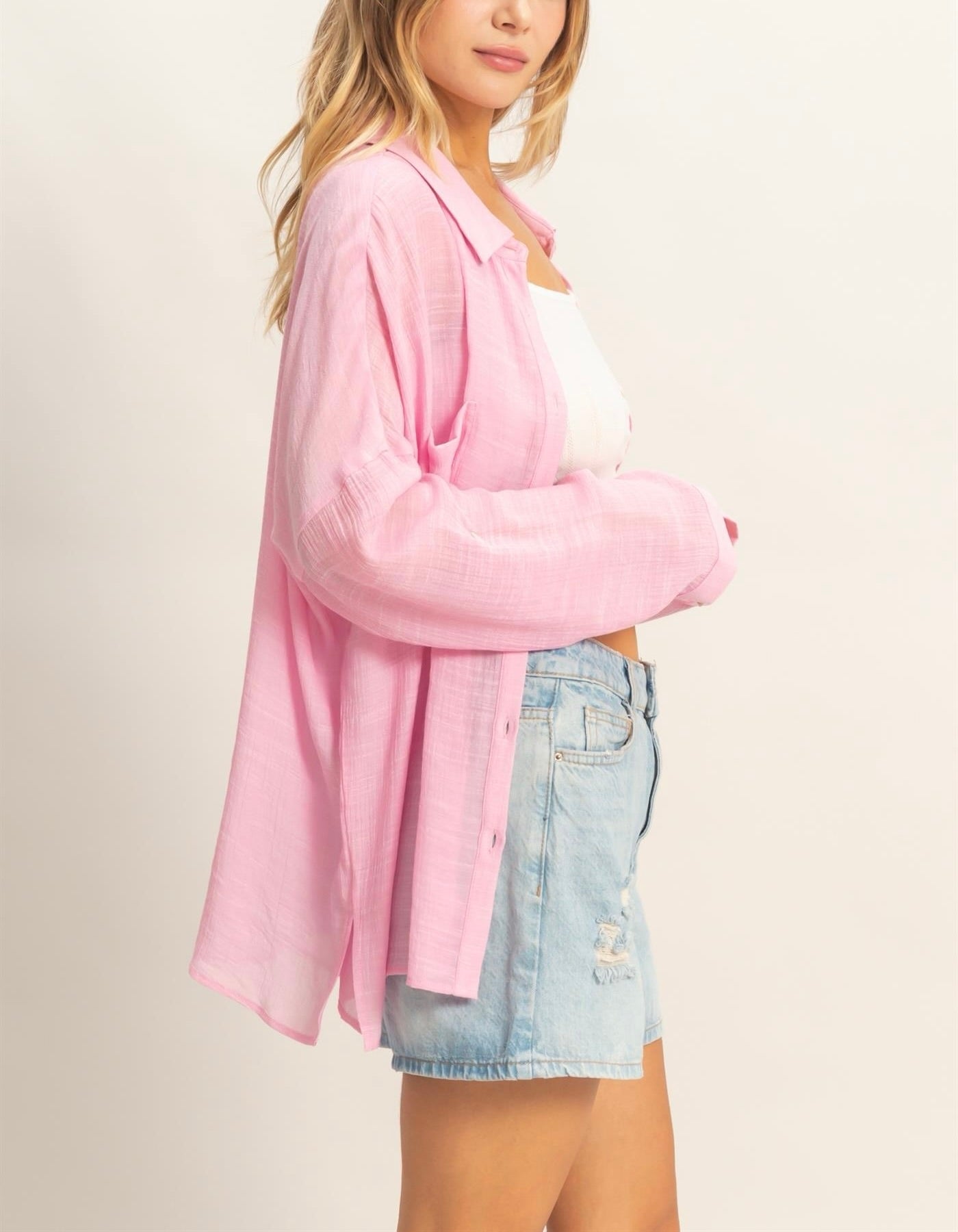 LIGHTWEIGHT BUTTON DOWN BLOUSE